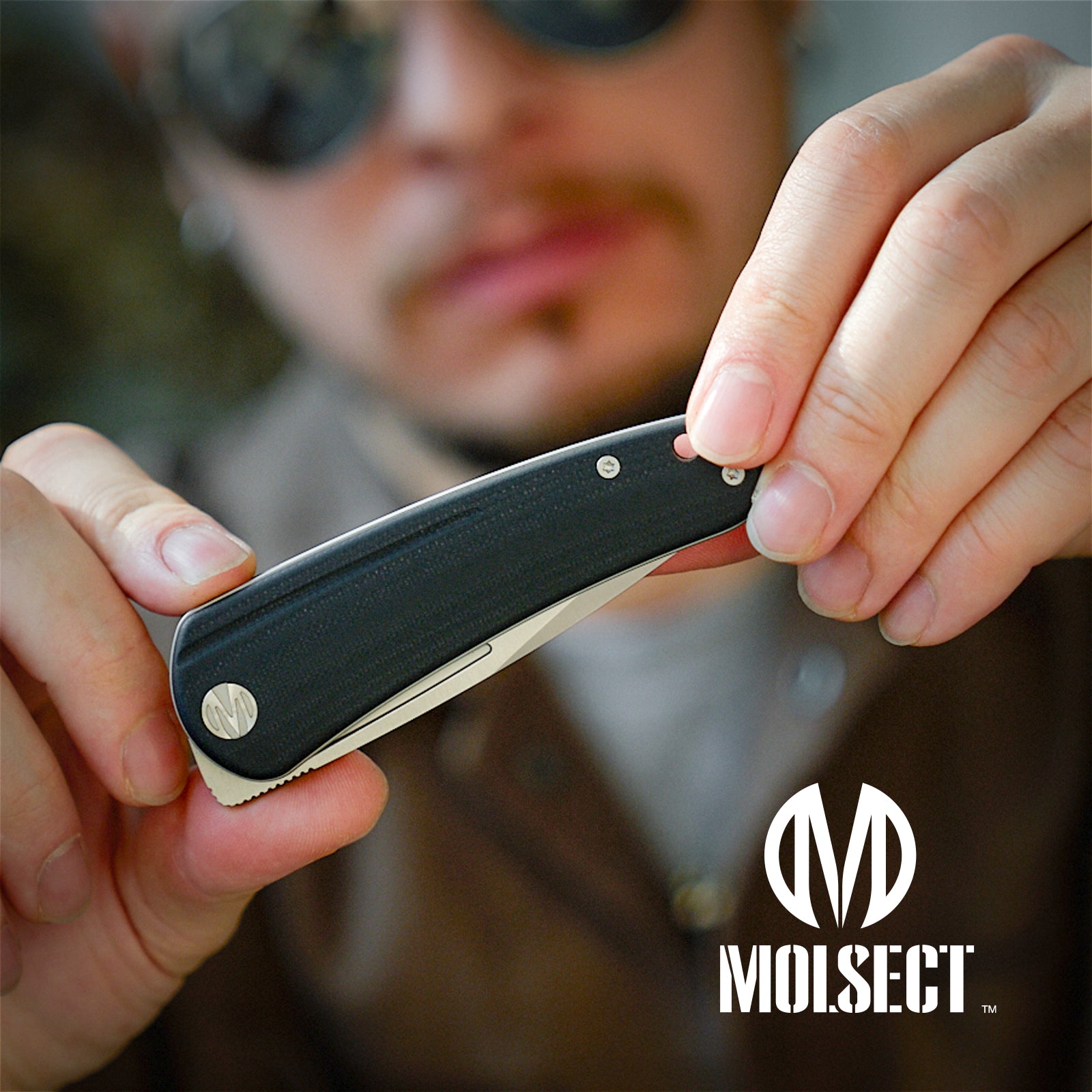 Orbit-14C28N Front Flipper pocket Knife M1066NN-Black G10